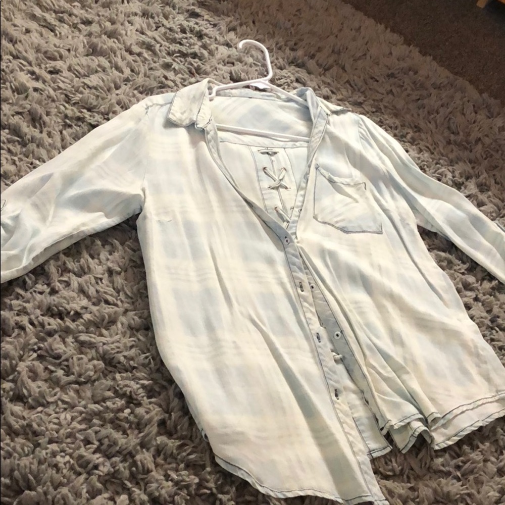 Women’s blouse